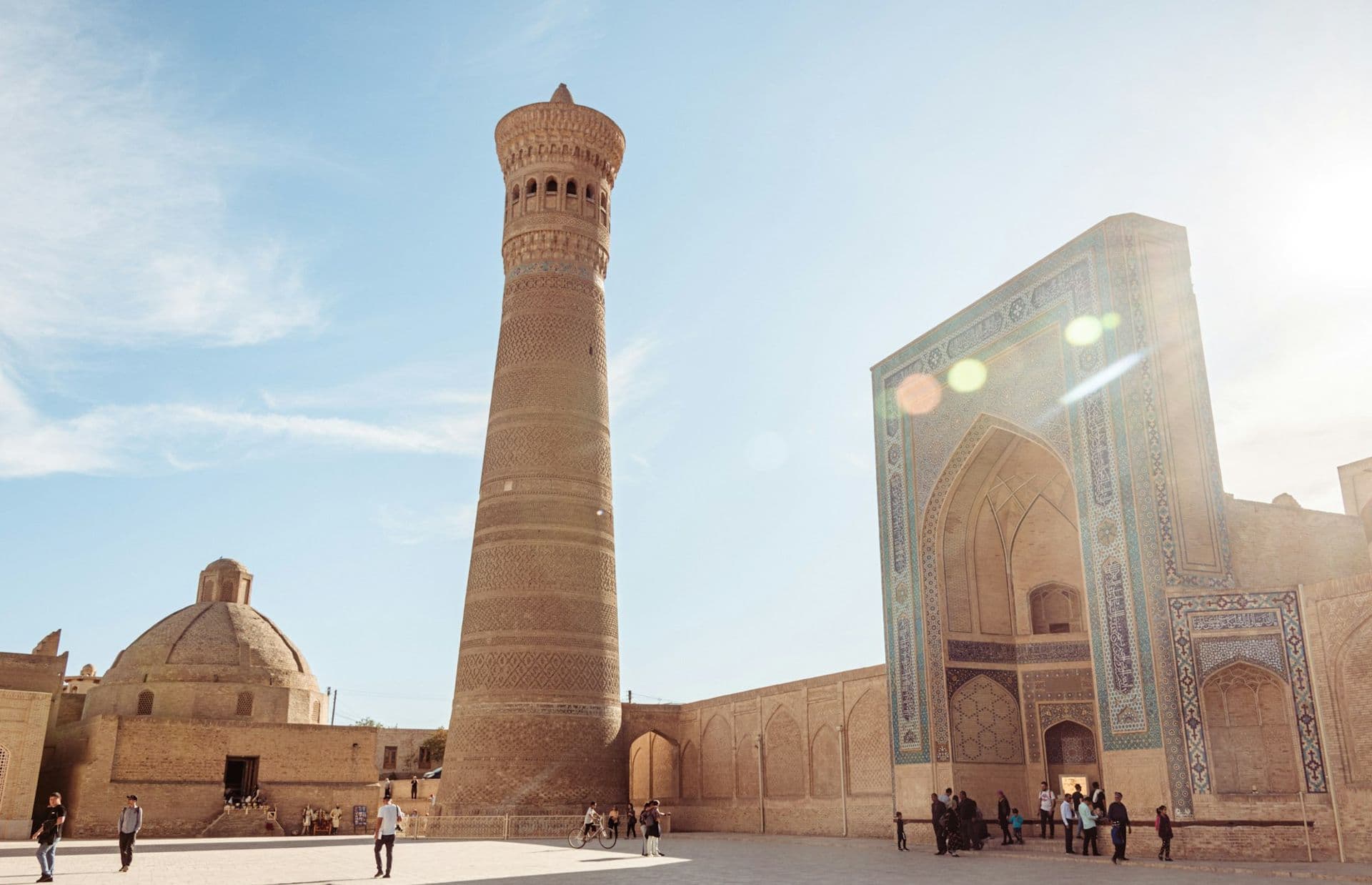 Minorai Kalon va Mir Arab